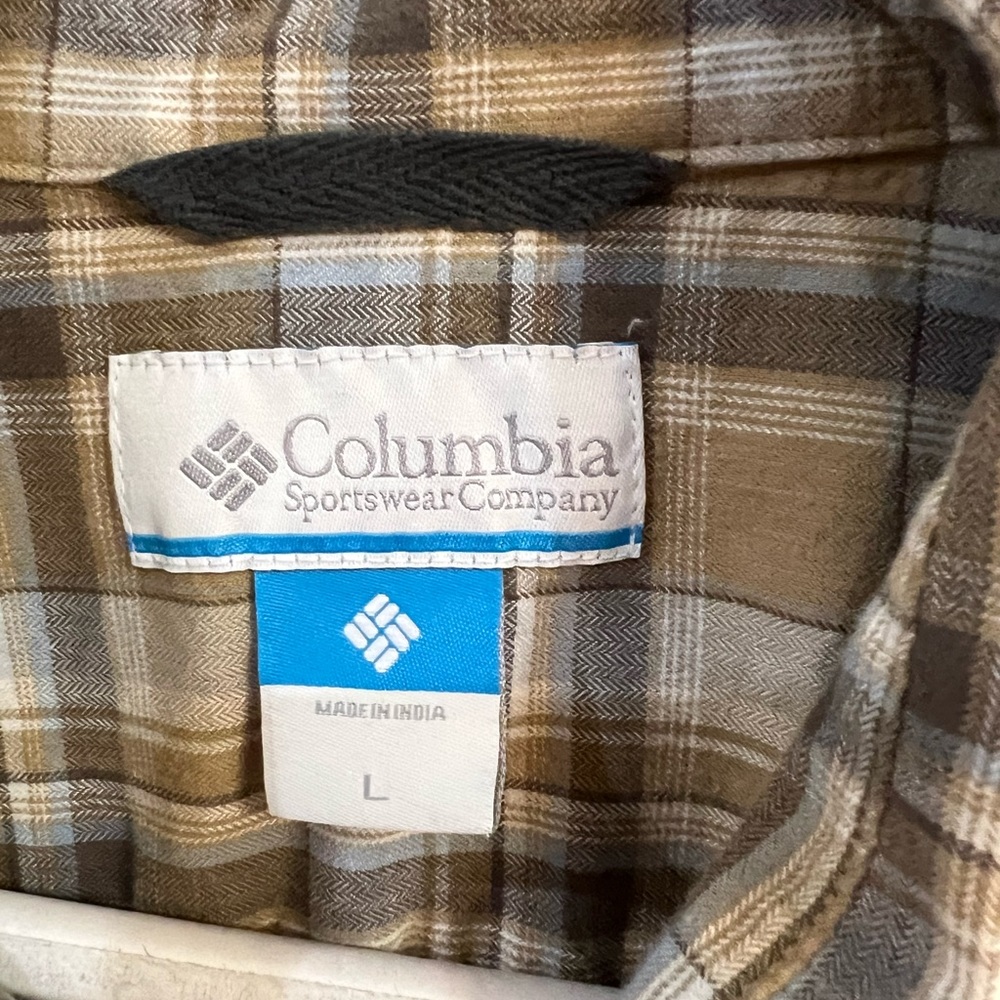 Columbia button down - Picture 3 of 4
